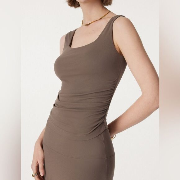 NWT OGL Eco-SkinKiss® Airy Square Neck Side Ruched Brami Tank - Black Size L - Picture 7 of 10